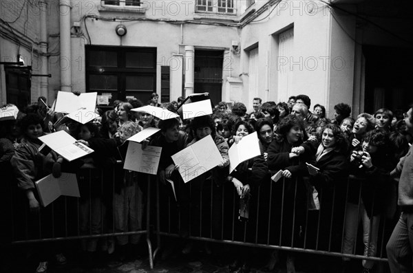 Concert à l'Olympia pour le lancement des Restaurants du Coeur, 1985