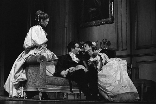 "La Répétition (ou l'Amour puni)", au théâtre Edouard VII en mars 1986