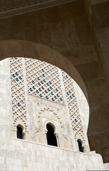 ARCH IN CASABLANCA\\'S GRAND MOSQUE, MOROCCO