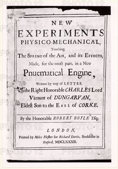 Page de titre de la troisième édition de "Expériences physico-mécaniques sur le ressort de l'air ", de Robert Boyle