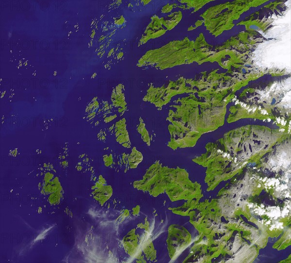 The Arctic Circle cuts through the western coast of Norway