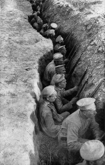 Russian soldiers in a trench during world war one 1916