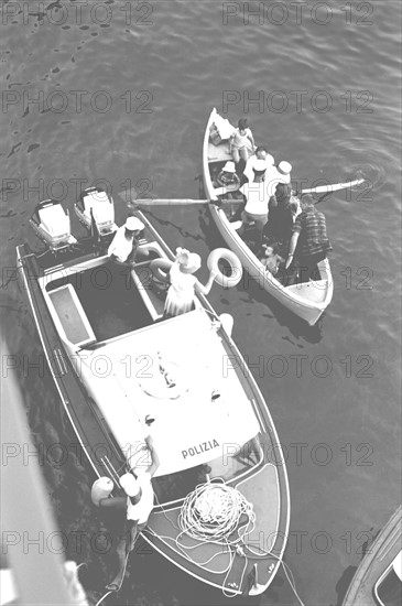 Jackie Kennedy. Eté 1962. Vacances à Ravello (Italie). Bateau