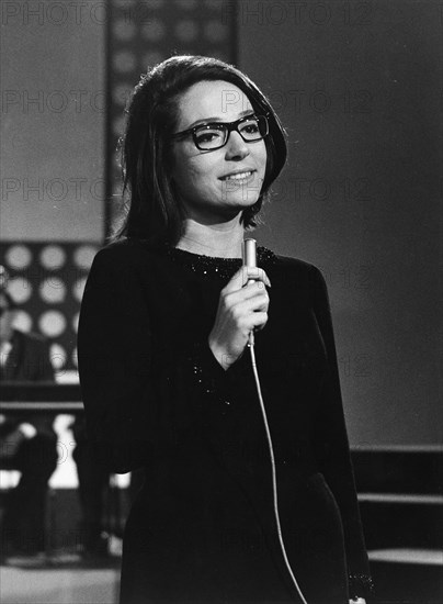 Nana Mouskouri