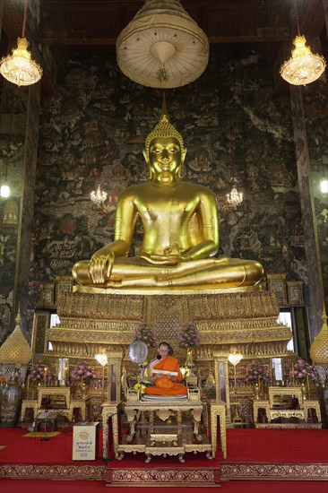 Viharn Luang