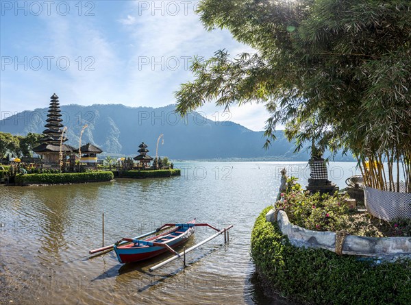 Boat at the Buddhist water temple Pura Ulun Danu Bratan