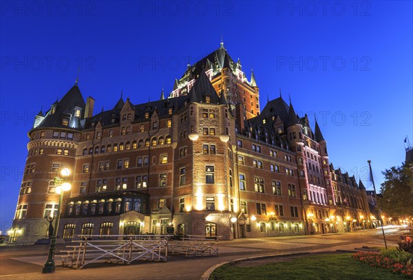 Seaside promenade Dufferin Terrace with Chateau Frontenac