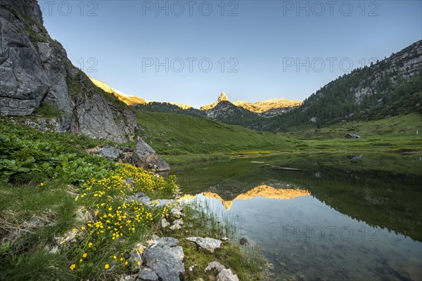 Schottmalhorn reflected in lake Funtensee at sunset