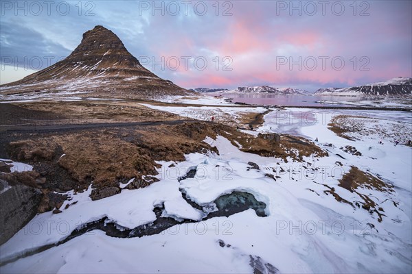 Kirkjufell mountain