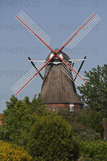 Windmill Aurora