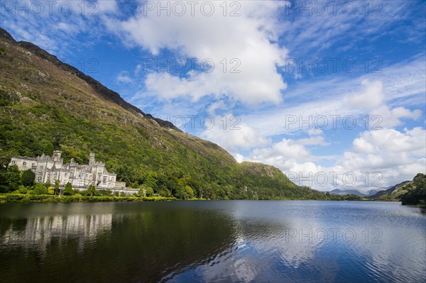 Kylemore abbey on the Pollacapall Lough