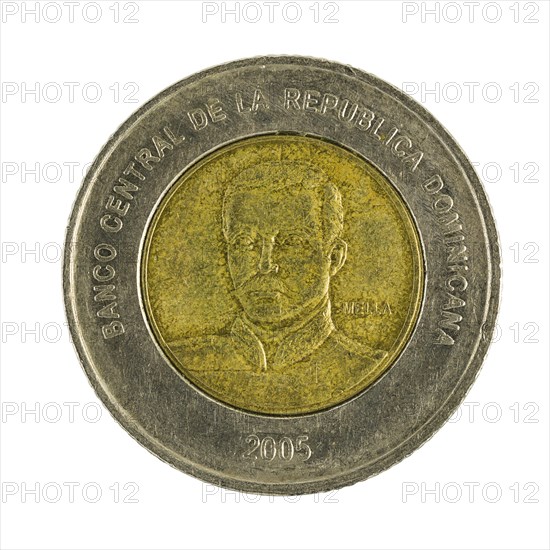 Ten Dominican pesos coin