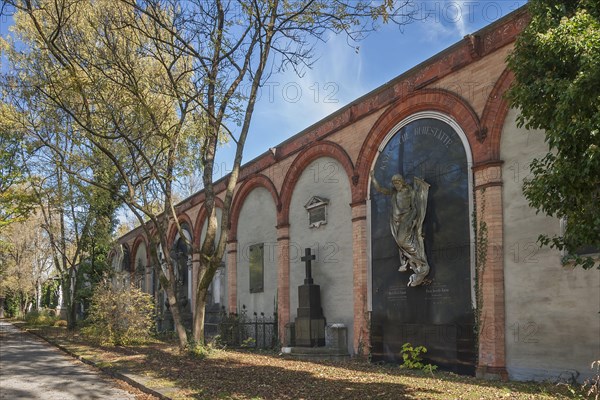 Gravesites at the Eastern Wall