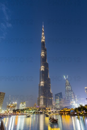 Boats on Burj Khalifa Lake