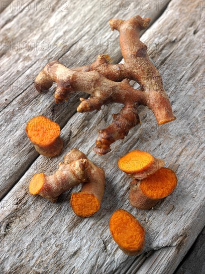 Fresh turmeric or tumeric root