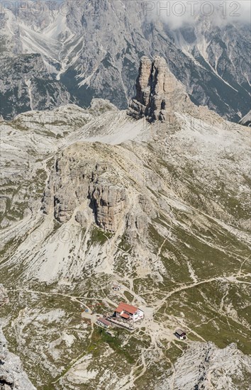 Three Peaks Hut and Toblinger Knoten