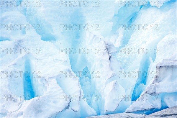 Rugged glacier ice