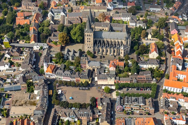 View of the city with St. Victor's Cathedral