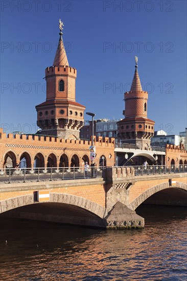 Oberbaum Bridge over the Spree between Kreuzberg and Friedrichshain