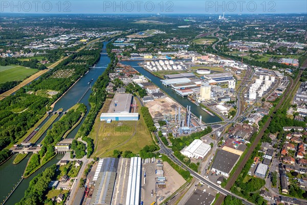 City harbor Gelsenkirchen on the Rhine-Herne canal