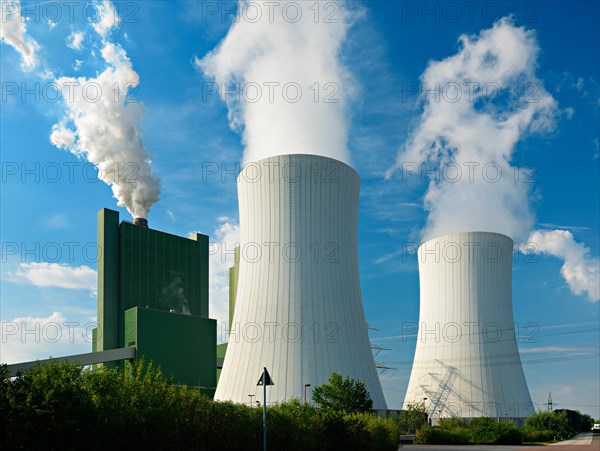 Lignite-fired power plant pushes exhaust gases into the blue sky