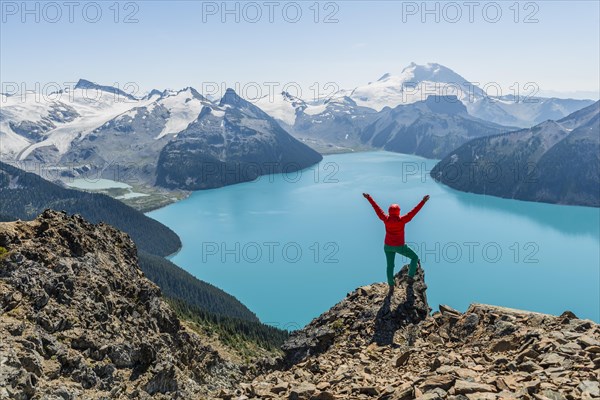 View from the Panorama Ridge hiking trail