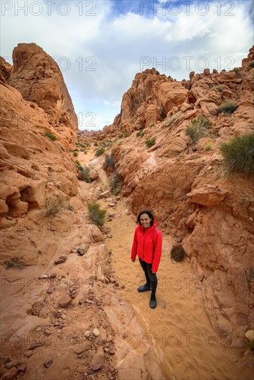 Female hiker on Rainbow Vista Trail