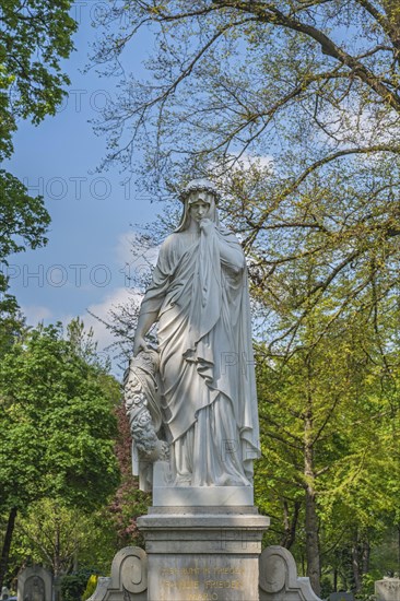 Grave with mourning female figure