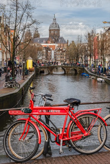 Parking bicycles