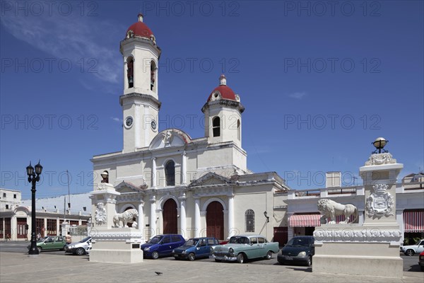Catedral de la Purisima Concepcion at Parque Jose Marti