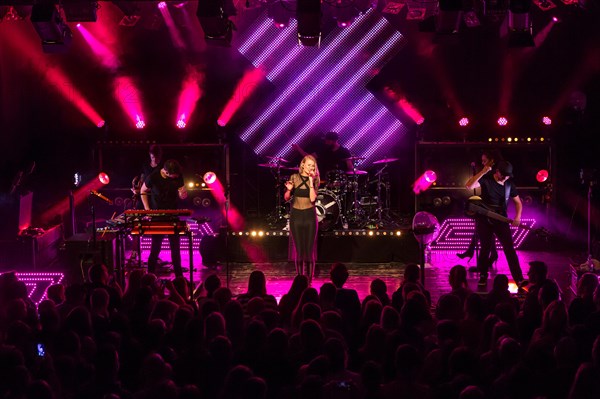 The German electro-pop and singer-songwriter band Glasperlenspiel with singer Carolin Niemczyk and keyboarder Daniel Grunenberg live at a single Swiss concert in the sold out Kofmehl in Solothurn