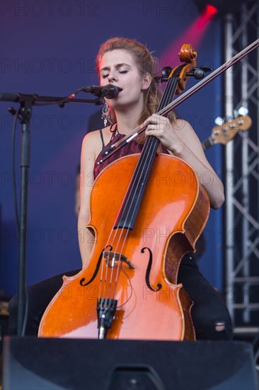 Swiss Folk Pop Band Serafyn live at the Blue Balls Festival Lucerne