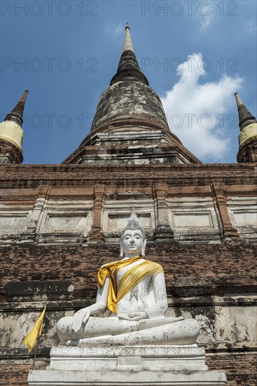 Main chedi of Wat Yai Chai Mongkhon