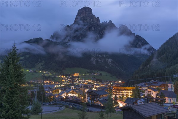 Corvara at night