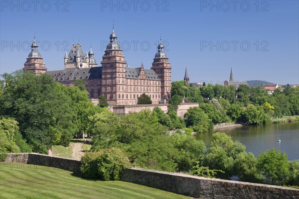 Schloss Johannisburg Castle