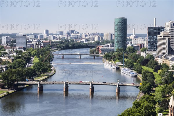 Main river with Untermainbrucke and Holbeinsteg bridges and Westhafen Tower