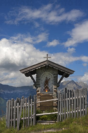 Memorial to Schattseitjager on Brandstadl