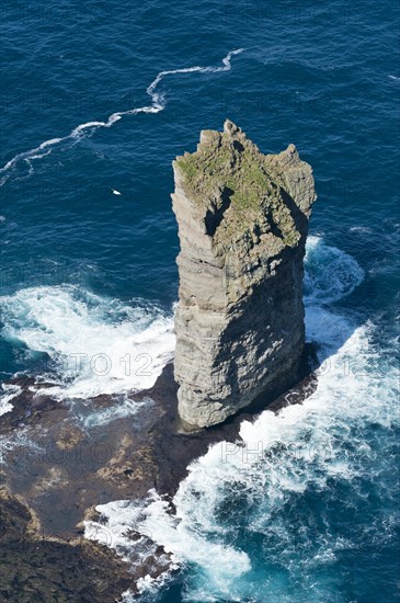 View of the sea with Risin pinnacle