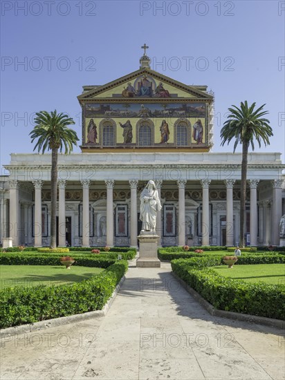 Statue of St Paul