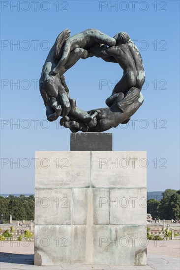 Bronze sculpture Wheel of Life by Gustav Vigeland