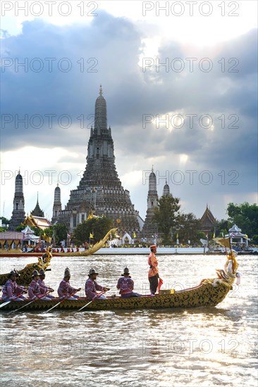 Royal barge procession