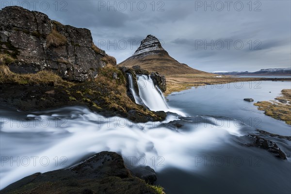 Kirkjufellberg with waterfall