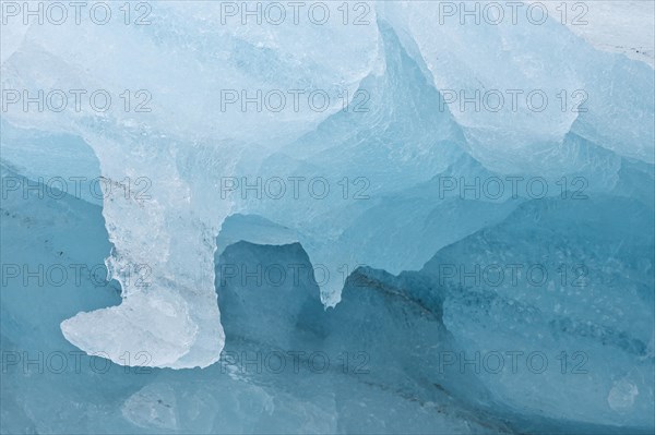 Detailed view of the ice