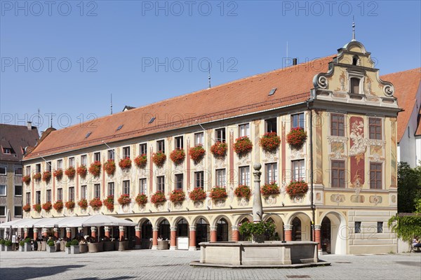 Steuerhaus on the market square of Memmingen