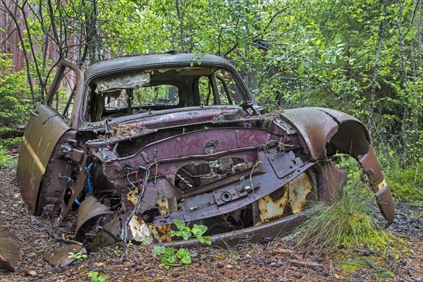 Kyrko mosse scrapyard