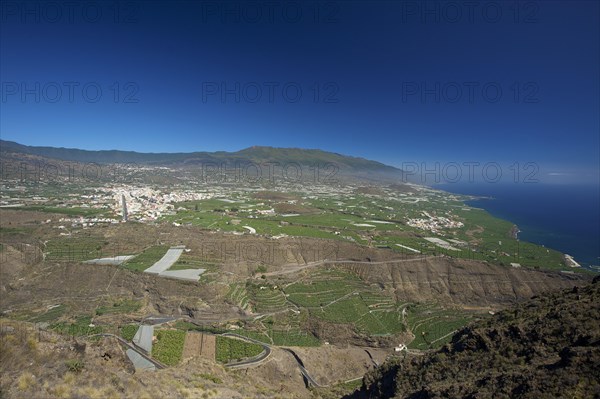 View from the Mirador El Time towards Tazacorte and Los Llanos de Aridane