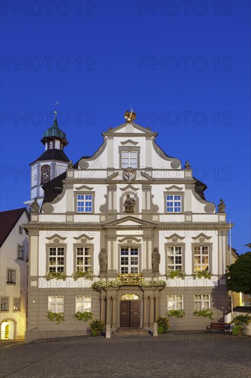 Market square with City Hall