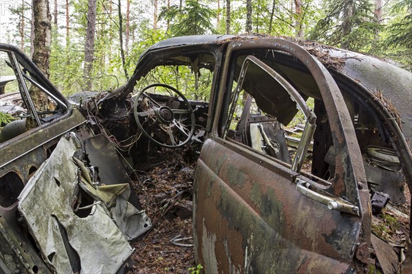 Kyrko mosse scrapyard