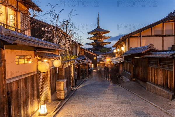 Pedestrian in an alleyway