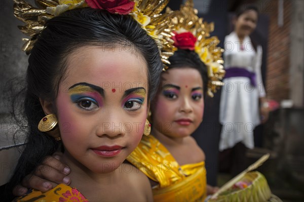 Girls waiting to perform at a Barong dance